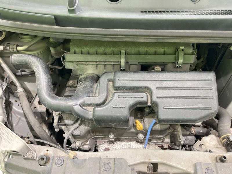 2011 Daihatsu Move DBA-LA100S (UW-6a150f1c5c342)[4]