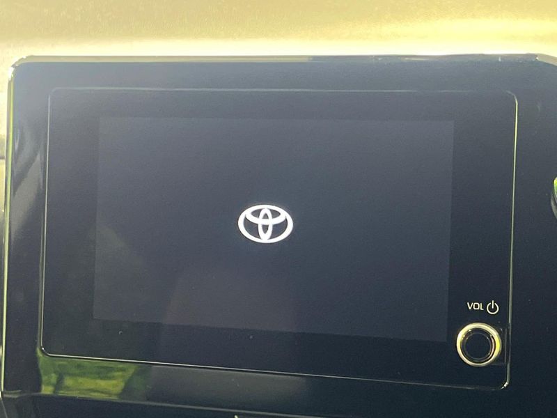 2024 Toyota Voxy 6BA-MZRA95W (UW-6a150fa9d6d25)[7]