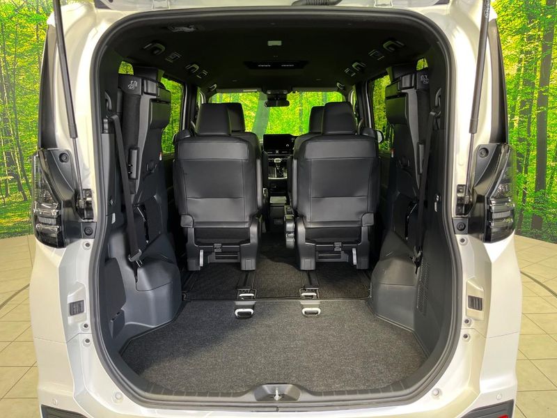 2024 Toyota Voxy 6BA-MZRA95W (UW-6a150fa9d6d25)[29]