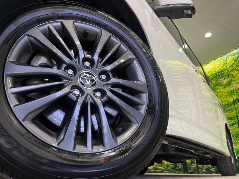 2024 Toyota Voxy 6BA-MZRA95W (UW-6a150fa9d6d25)[15]