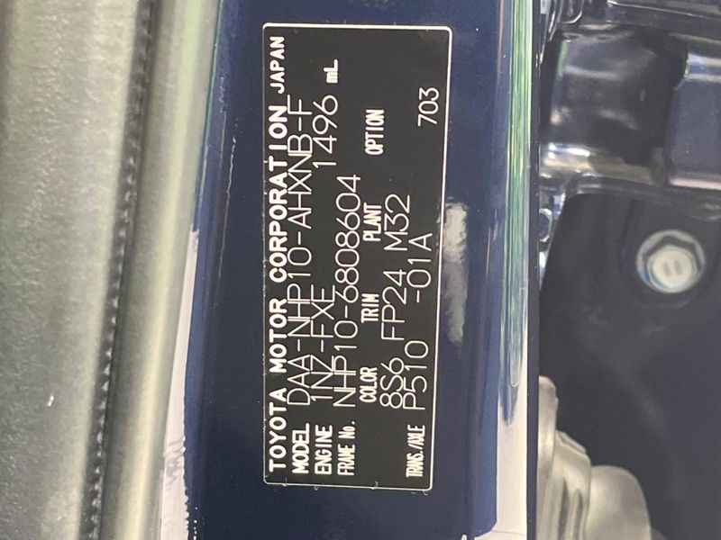 2019 Toyota Aqua DAA-NHP10 (UW-6a150fb548019)[1]