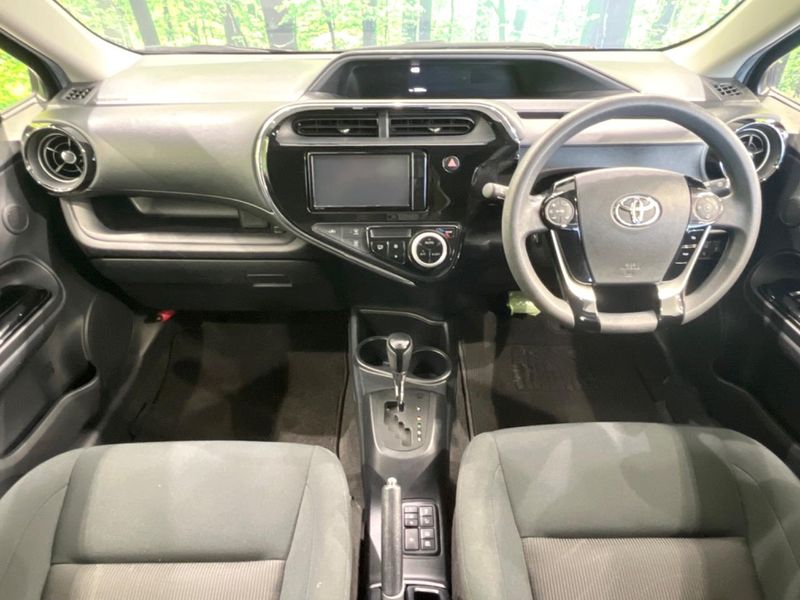 2019 Toyota Aqua DAA-NHP10 (UW-6a150fb548019)[24]
