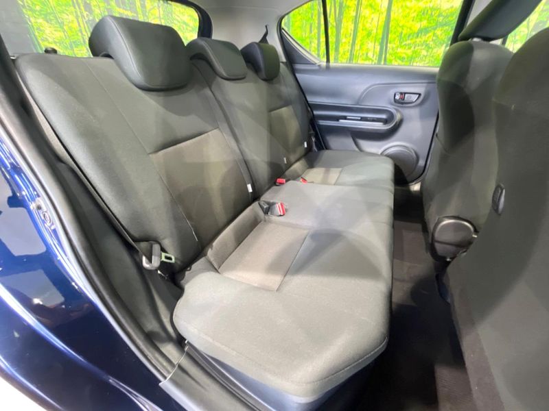 2019 Toyota Aqua DAA-NHP10 (UW-6a150fb548019)[22]