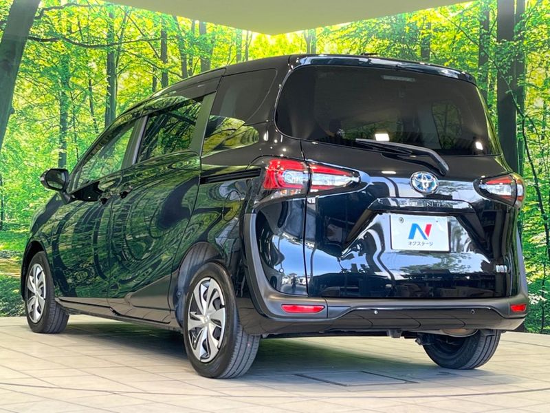 2022 Toyota Sienta 6AA-NHP170G (UW-6a150fba4e8cd)[15]