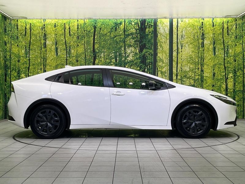 2024 Toyota Prius 6AA-ZVW60 (UW-6a15102ea328e)[10]