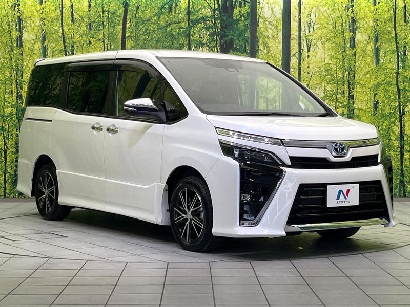 2021 Toyota Voxy 6AA-ZWR80W (UW-6a15103784b62)[7]