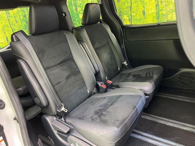 2021 Toyota Voxy 6AA-ZWR80W (UW-6a15103784b62)[16]