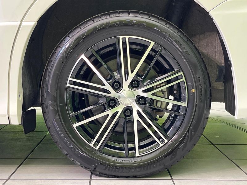 2021 Toyota Voxy 6AA-ZWR80W (UW-6a15103784b62)[12]