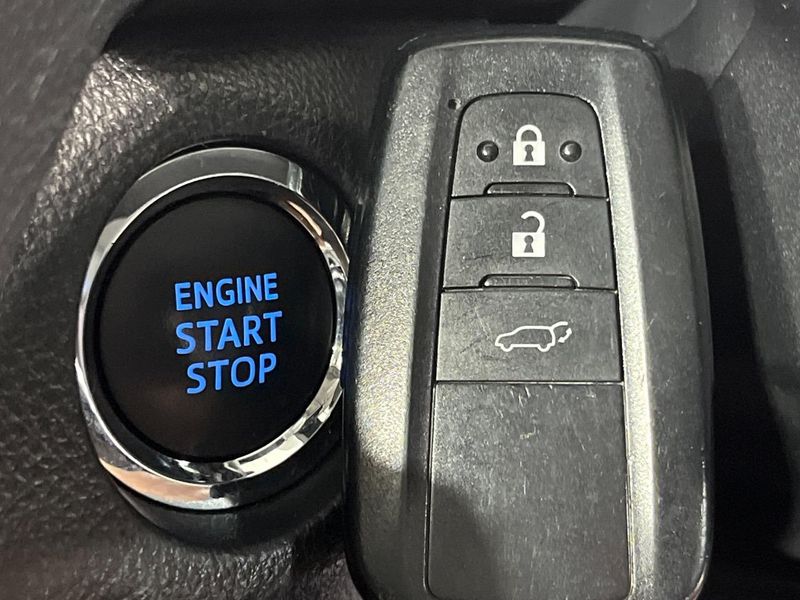 2019 Toyota RAV4 6BA-MXAA54 (UW-6a1660f639b46)[18]