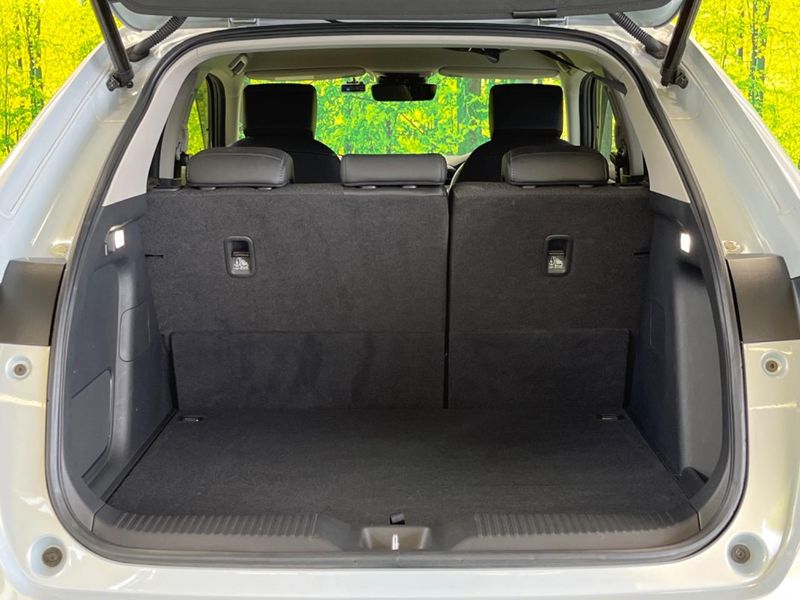 2025 Honda Vezel 6AA-RV5 (UW-6a166143bd25d)[17]