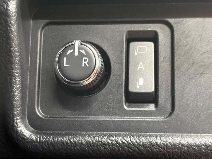 2020 Toyota Land Cruiser Prado 3BA-TRJ150W (UW-6a166151b93a8)[24]