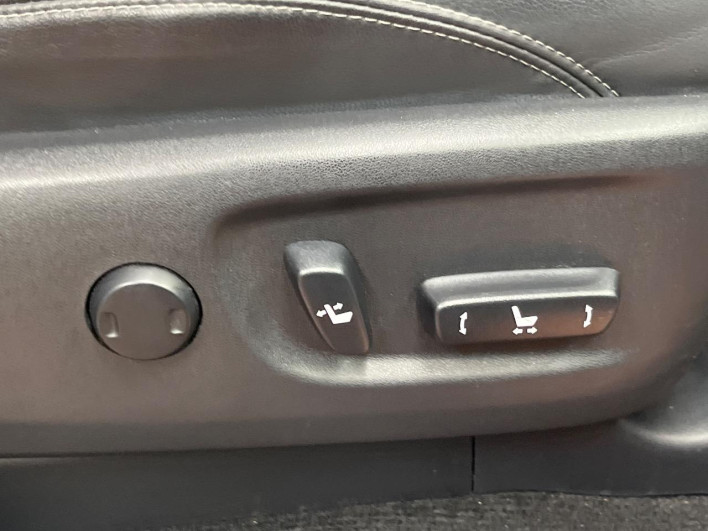2020 Toyota Land Cruiser Prado 3BA-TRJ150W (UW-6a166151b93a8)[22]