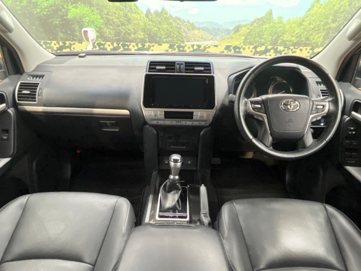 2020 Toyota Land Cruiser Prado 3BA-TRJ150W (UW-6a166151b93a8)[19]