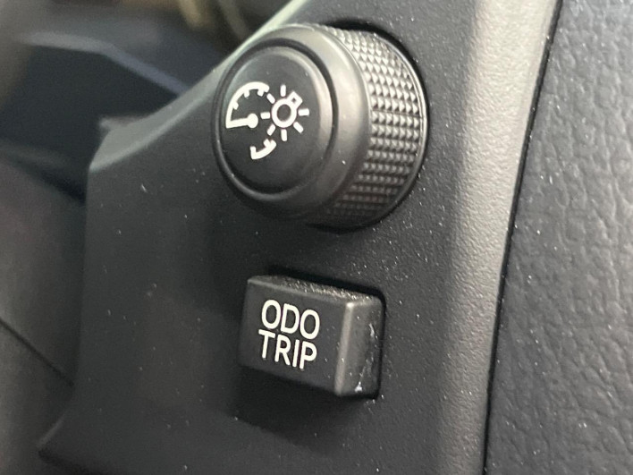 2020 Toyota Land Cruiser Prado 3BA-TRJ150W (UW-6a166151b93a8)[23]