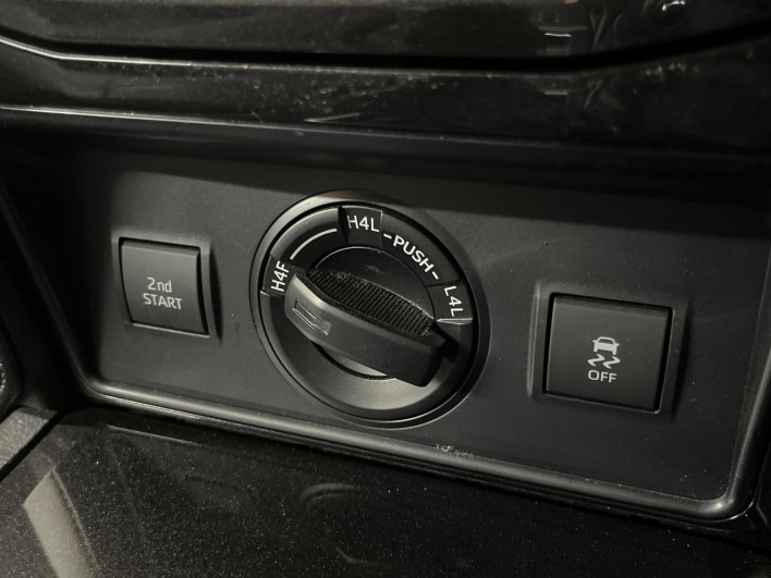 2020 Toyota Land Cruiser Prado 3BA-TRJ150W (UW-6a166151b93a8)[27]