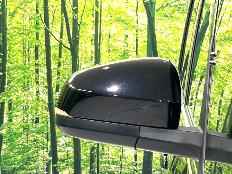 2023 Toyota Voxy 6AA-ZWR95W (UW-6a1661a3808f1)[28]