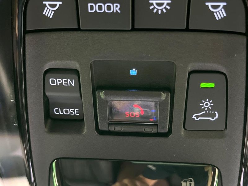 2023 Toyota Harrier Hybrid 6AA-AXUH80 (UW-6a17b164eed6c)[26]