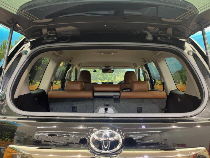2021 Toyota Land Cruiser Prado 3DA-GDJ150W (UW-6a17b1bae24e5)[4]