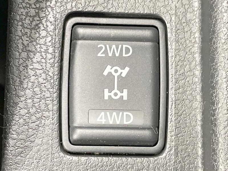 2013 Nissan Note DBA-NE12 (UW-6a17b2d6d6216)[21]