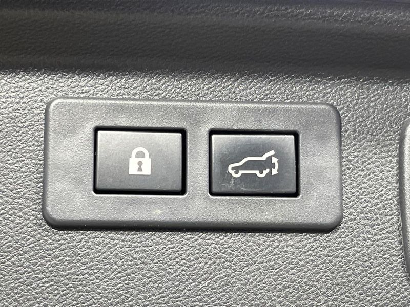 2021 Subaru Forester 5AA-SKE (UW-6a17b30d7048c)[8]