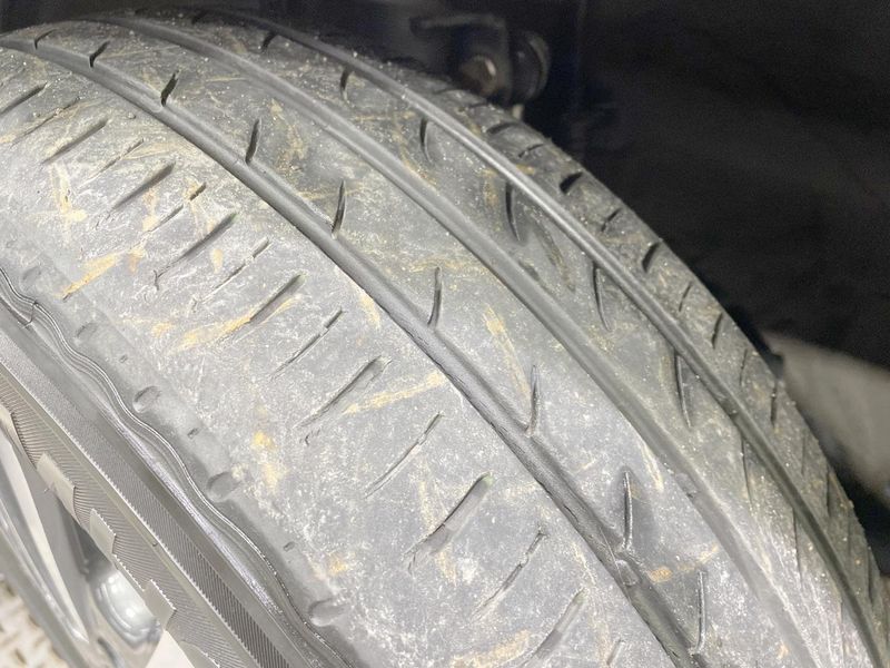 2018 Toyota Esquire DBA-ZRR85G (UW-6a17b347c5976)[16]