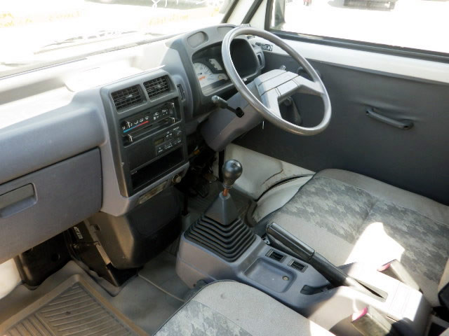 1997 Mitsubishi Minicab Truck U41T (UW-6a2bcb59e517a)[10]