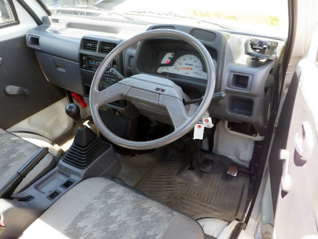 1997 Mitsubishi Minicab Truck U41T (UW-6a2bcb59e517a)[11]