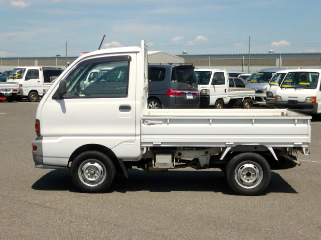1997 Mitsubishi Minicab Truck U41T (UW-6a2bcb59e517a)[3]