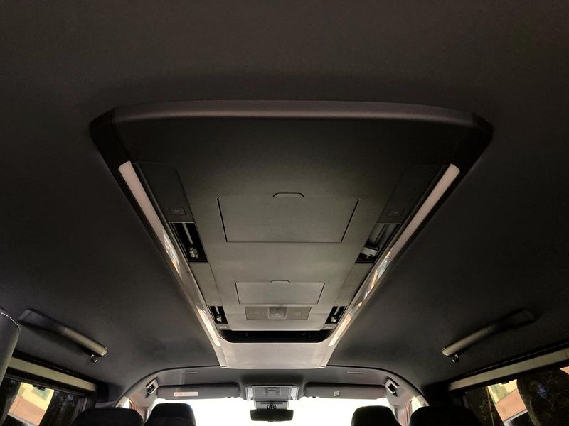 2025 Toyota Alphard Hybrid 6AA-AAHH40W (UW-6a1902fed1db2)[26]