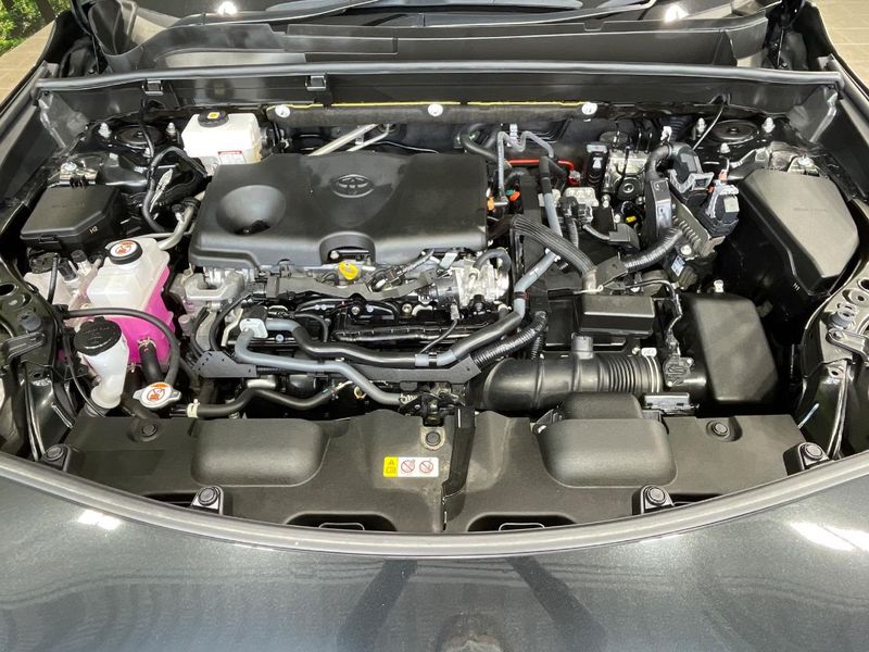 2023 Toyota Harrier Hybrid 6AA-AXUH80 (UW-6a190328215ad)[4]