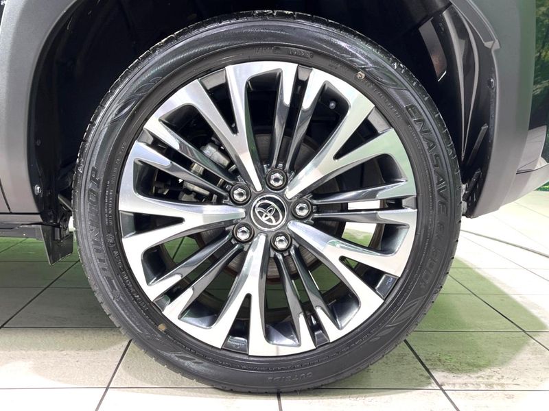 2023 Toyota Yaris Cross 6AA-MXPJ10 (UW-6a19048b372f1)[25]