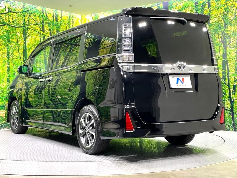 2019 Toyota Voxy DBA-ZRR80W (UW-6a19052ec2ac4)[7]