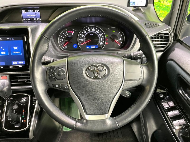 2019 Toyota Voxy DBA-ZRR80W (UW-6a19052ec2ac4)[20]