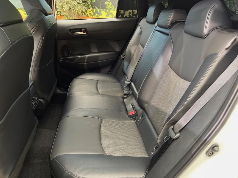 2025 Toyota Corolla Cross 6AA-ZVG16 (UW-6a19053a9a83c)[24]