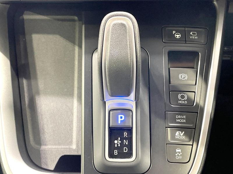 2024 Toyota Voxy 6AA-ZWR90W (UW-6a19055376d3b)[29]