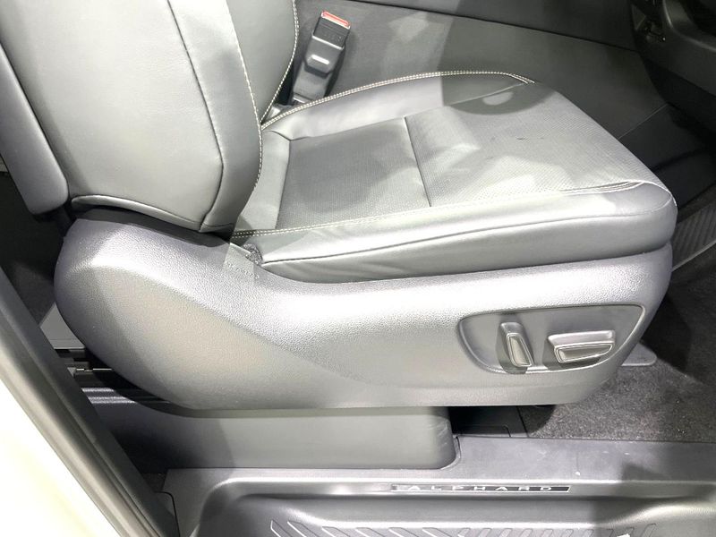 2024 Toyota Alphard 3BA-AGH45W (UW-6a1a5426b1796)[13]