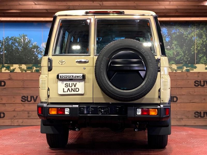 2025 Toyota Land Cruiser 70 3DA-GDJ76W (UW-6a1a548963f4c)[18]