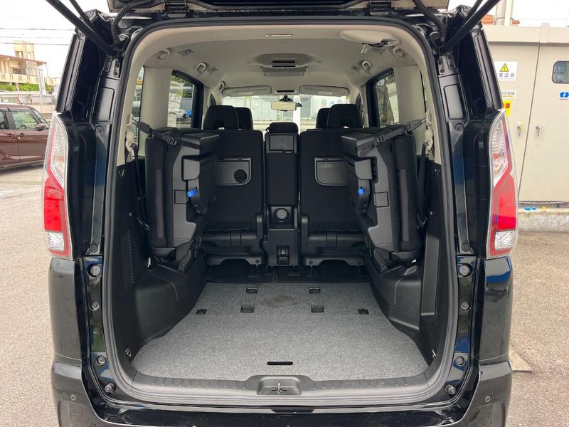 2019 Nissan Serena DAA-GFC27 (UW-6a1a548bb6952)[27]