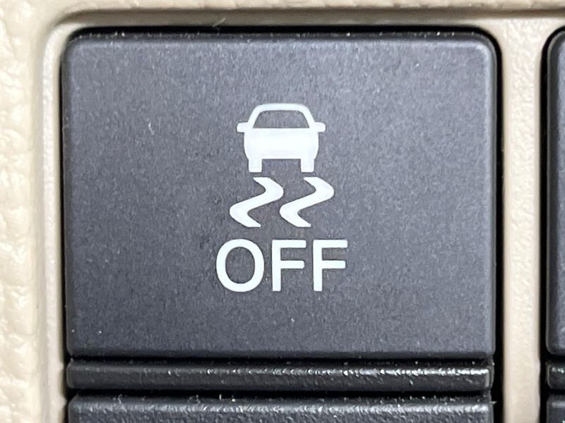 2017 Honda N-BOX DBA-JF3 (UW-6a1a54d209486)[11]