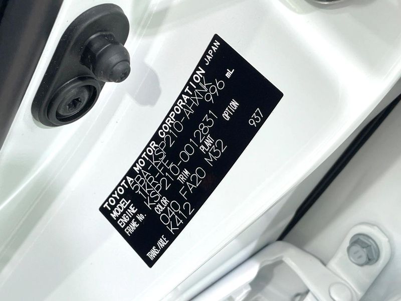 2020 Toyota Yaris 5BA-KSP210 (UW-6a1a5508956e5)[1]