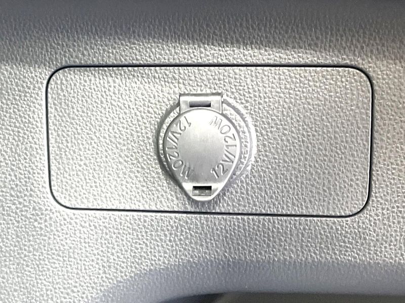 2024 Toyota RAV4 6BA-MXAA54 (UW-6a1a5586db992)[20]