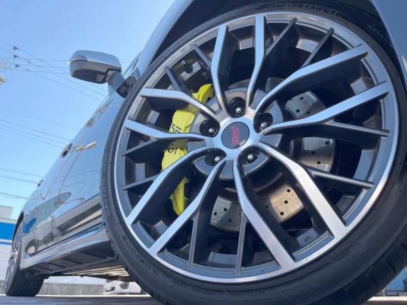 2019 Subaru WRX STI CBA-VAB (UW-6a1a55ee7af46)[28]