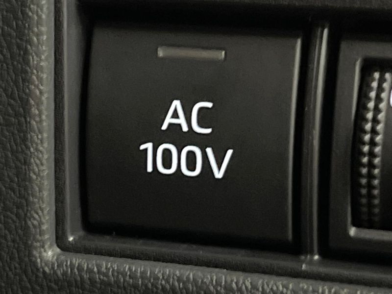 2025 Toyota Alphard Hybrid 6AA-AAHH40W (UW-6a1ba57b4d3b7)[25]
