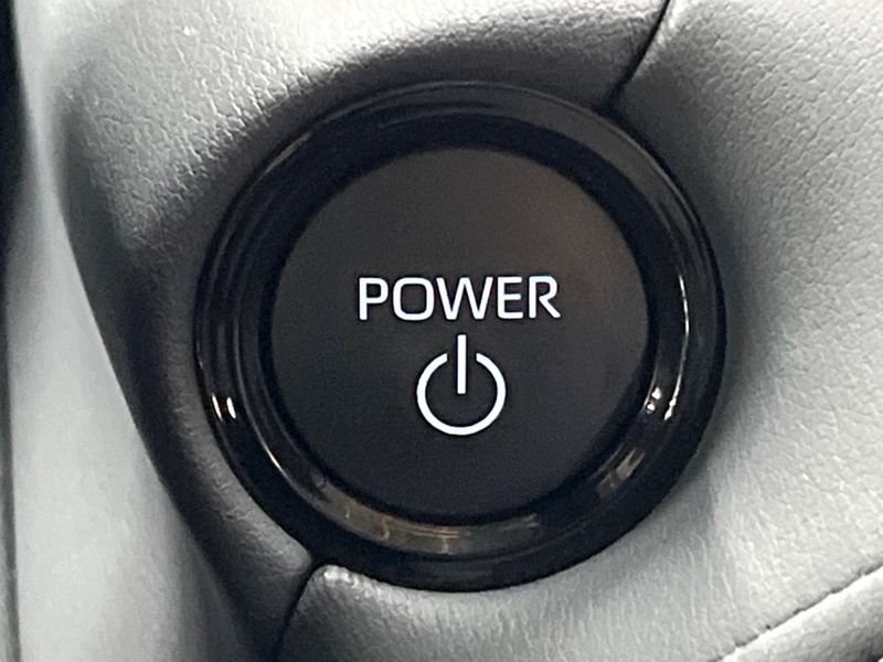 2025 Toyota Alphard Hybrid 6AA-AAHH40W (UW-6a1ba57b4d3b7)[15]