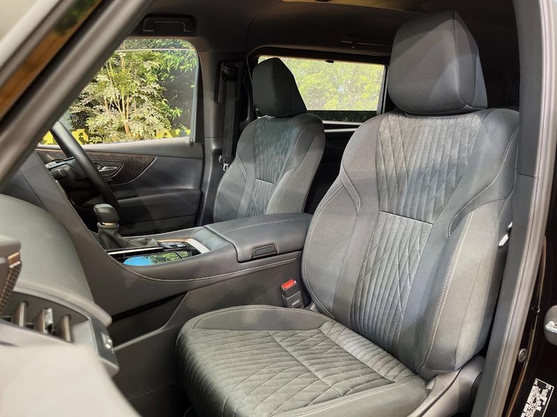 2025 Toyota Alphard Hybrid 6AA-AAHH45W (UW-6a1ba57e5c9e7)[23]