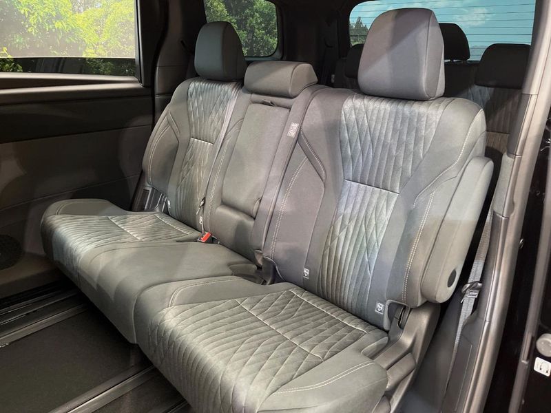 2025 Toyota Alphard Hybrid 6AA-AAHH45W (UW-6a1ba57e5c9e7)[24]