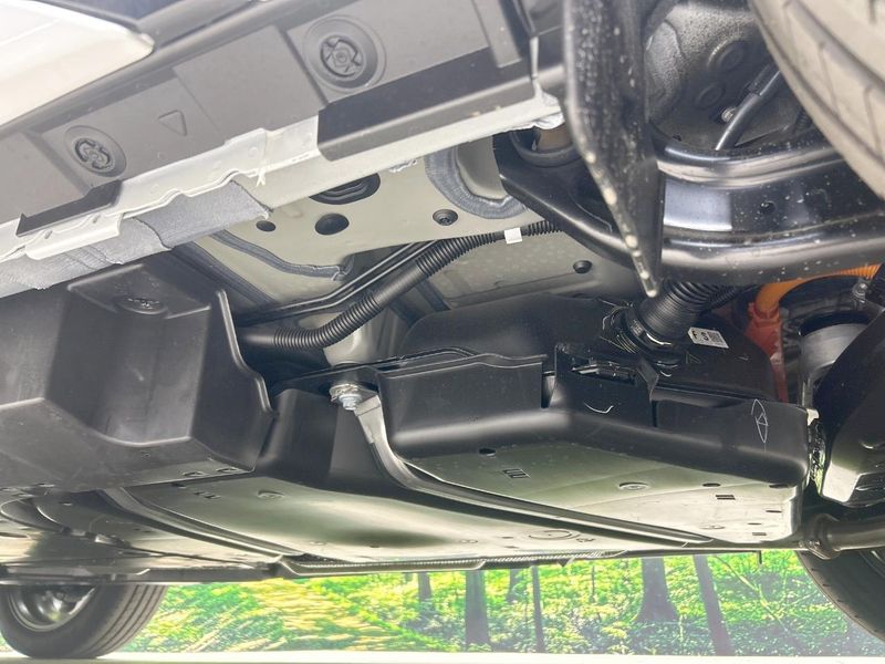 2026 Toyota RAV4 6AA-AXAN64 (UW-6a1ba5953fcc6)[23]