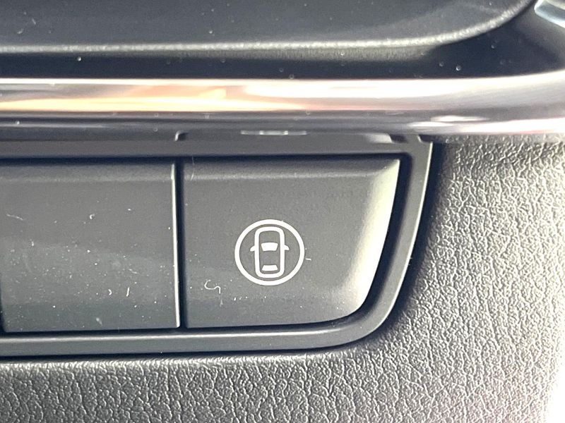 2019 Mazda Mazda 3 Fastback 3DA-BP8P (UW-6a1ba5c77eaf0)[16]