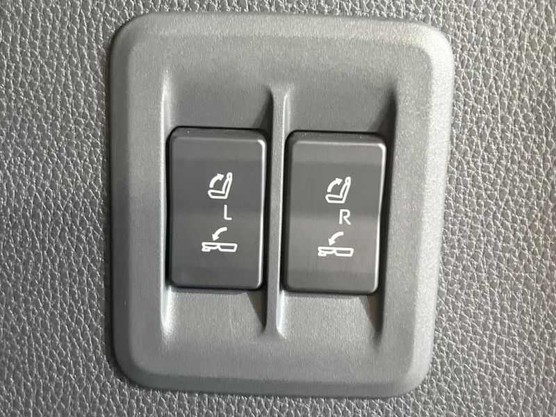 2024 Toyota Land Cruiser 250 3DA-GDJ250W (UW-6a1ba5f21cc24)[21]