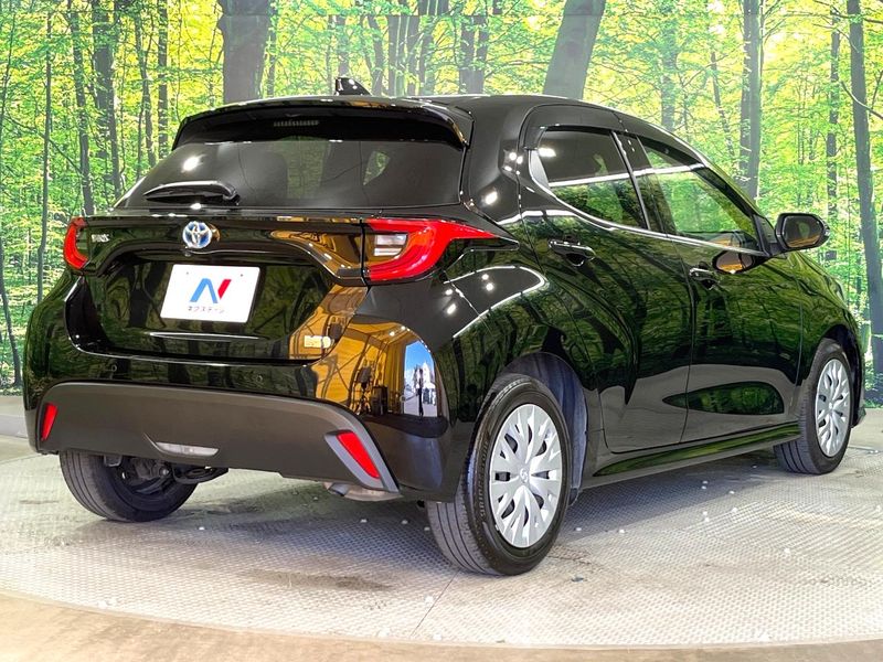 2023 Toyota Yaris 6AA-MXPH10 (UW-6a1ba6ecaa559)[9]